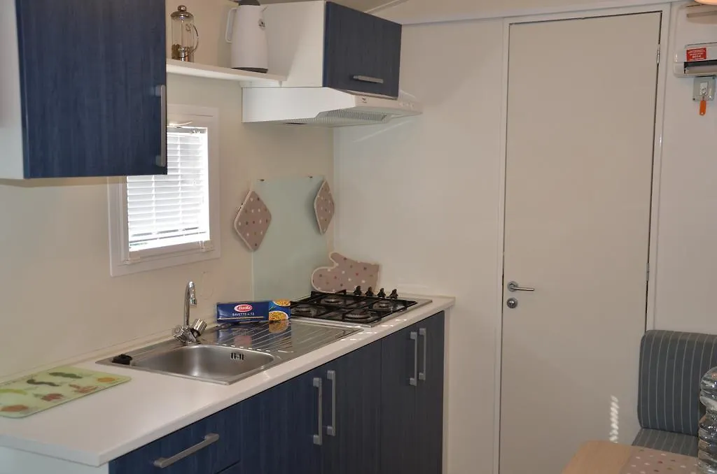Ferienpark Happy Camp Mobile Homes In Centro Vacanze Bi Village Fažana