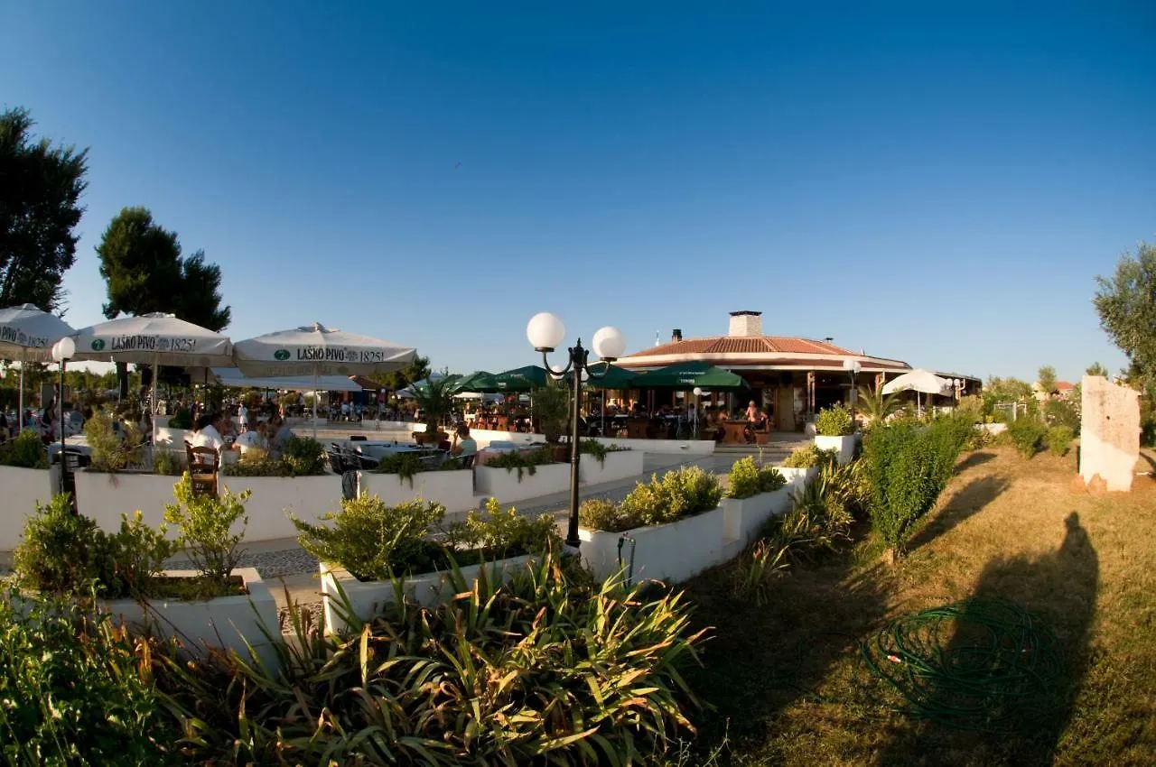 Happy Camp Mobile Homes In Centro Vacanze Bi Village Fažana Ferienpark
